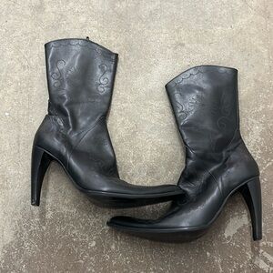 Vintage Aldo y2k western style pointy toe boots